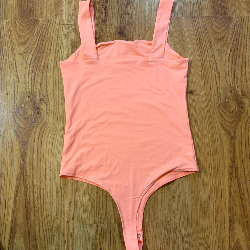 ReoRia Peach Bodysuit - Picture 2 of 5